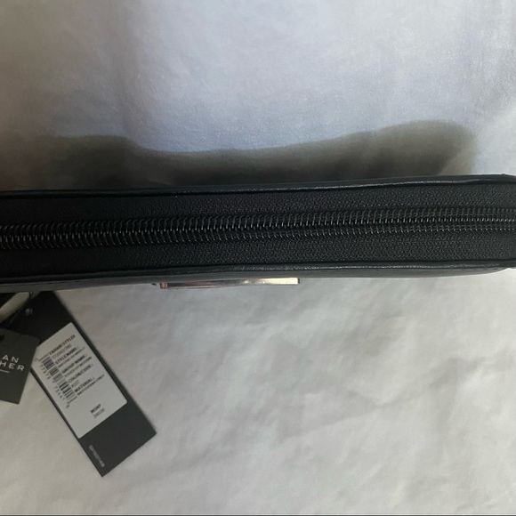 Tahari black Vegan Leather wristlet - wallet with zipper closure and wrist strap - Picture 8 of 8